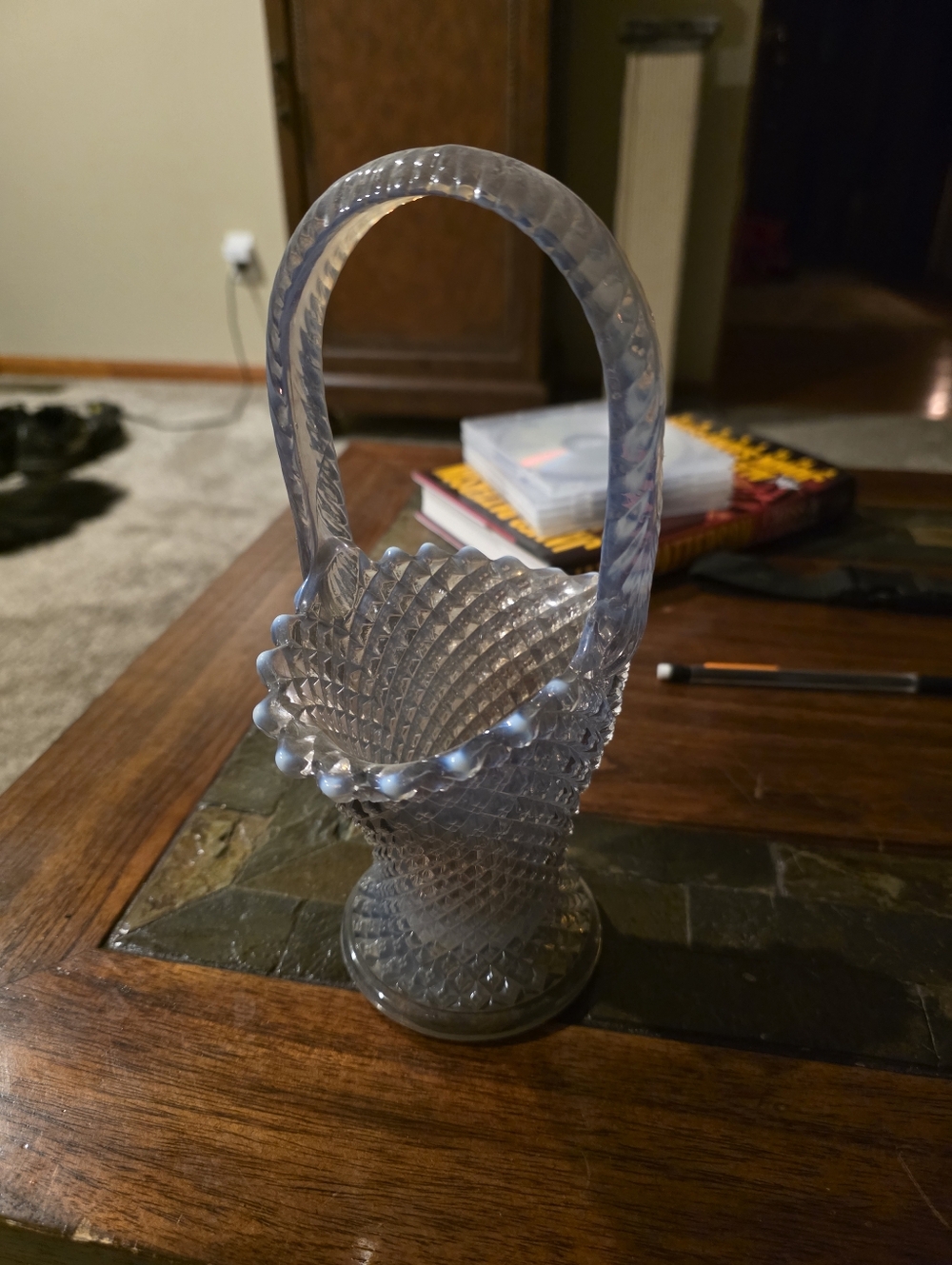 Westmorelanx Vintage Hobnail Glass Basket - Light Blue/Lilac